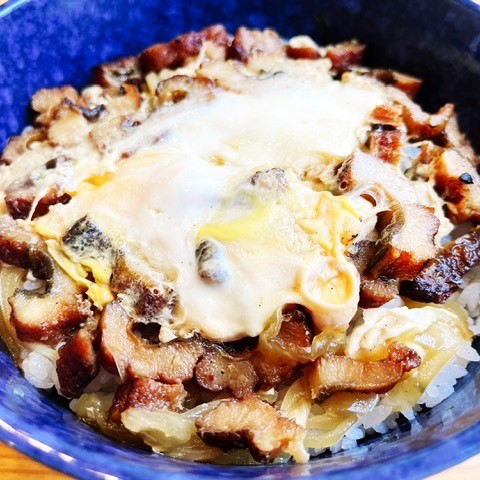 穴子の玉子とじ丼